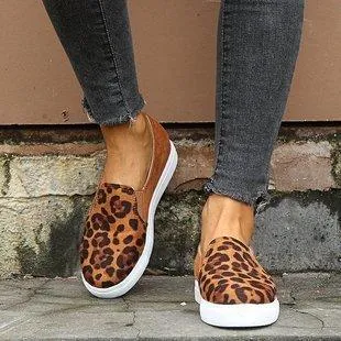 Chicvane Leopard Printed Slip-On Round Toe Platform Loafers