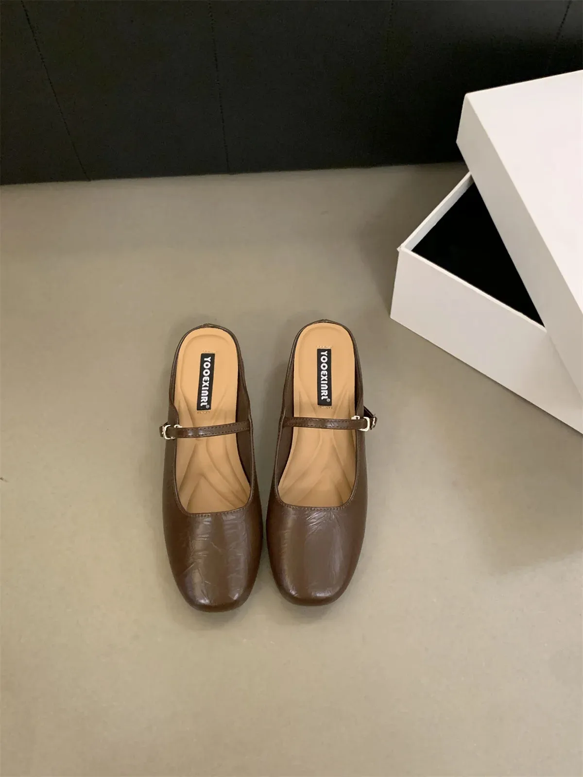 MQTIME  -  Mules For Women 2024 Shoes Female Slippers Square Toe Flats Luxury Slides Loafers New Designer Cover Hoof Heels Zapatos De Mujer