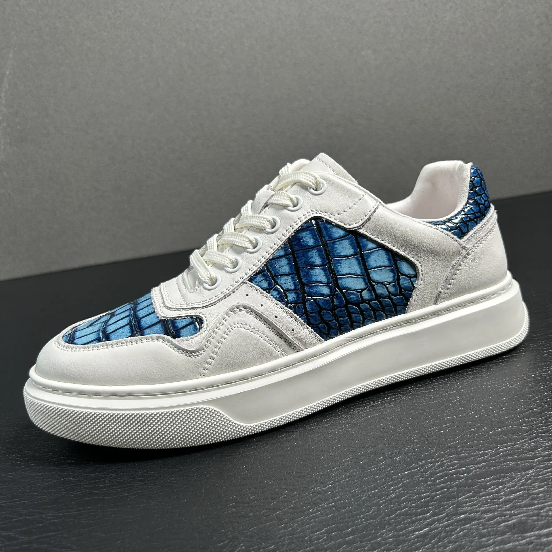 Opulessa Business Sneakers