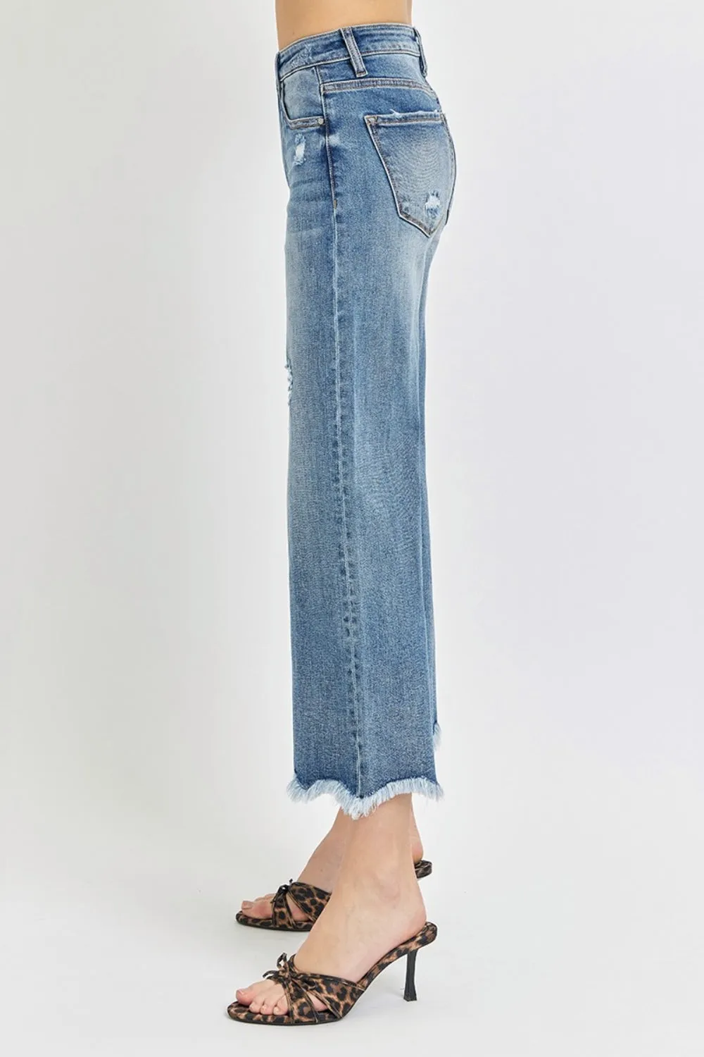 Risen Cropped Flare Jeans
