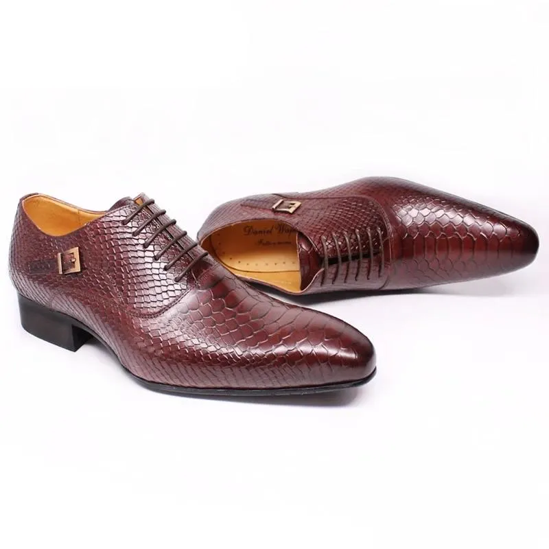 Veltique Elegance Lace-Up Oxfords