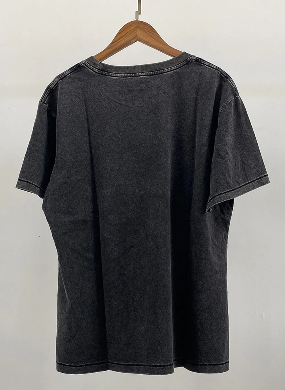 Vintage-Inspired Black Cheetah Graphic T-Shirt – 100% Cotton, Loose Fit, Washed Fabric